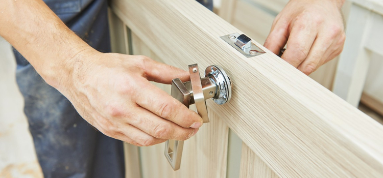 interior door repair Wasco